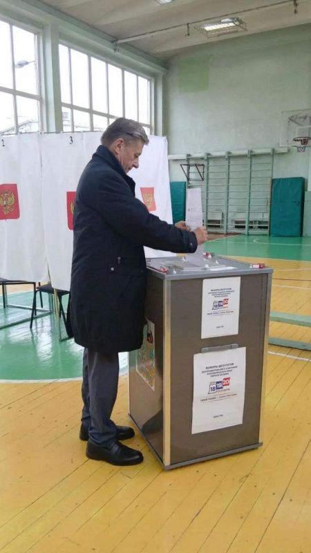 Депутаты городского Совета принимают участие в голосовании, которое началось сегодня и продлится по 20 сентября Депутаты городского Совета принимают участие в голосовании, которое началось сегодня и продлится по 20 сентября