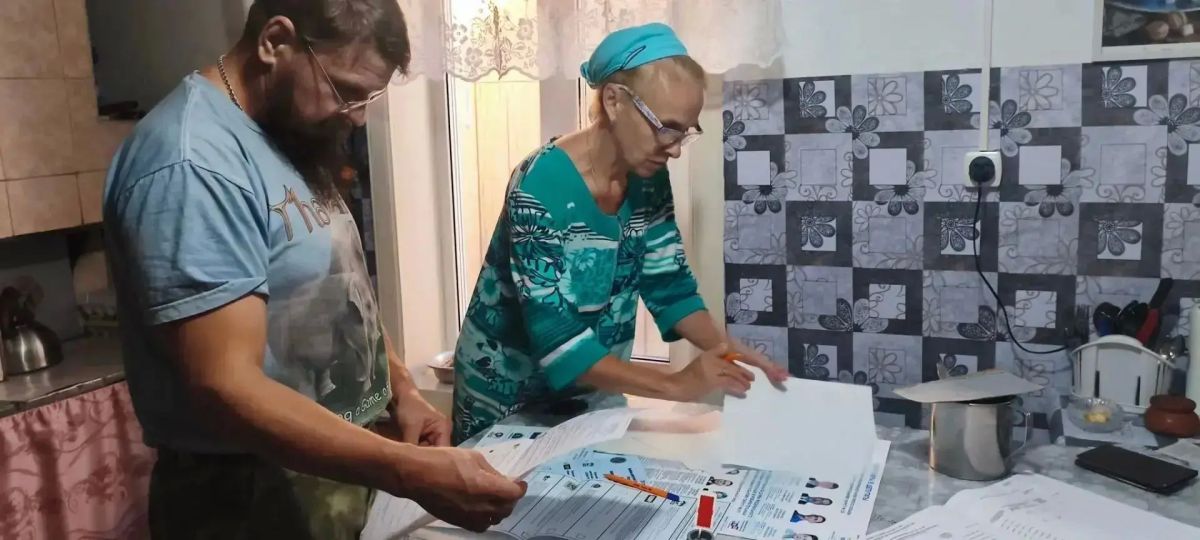 В Дзержинско-Тасеевском округе первыми получили возможность проголосовать жители двух староверческих поселков В Дзержинско-Тасеевском округе первыми получили возможность проголосовать жители двух староверческих поселков