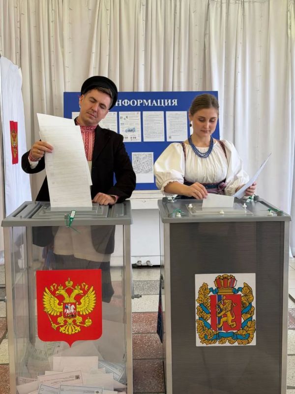 Владимир Будилин и его семья приняли участие в голосовании Владимир Будилин и его семья приняли участие в голосовании
