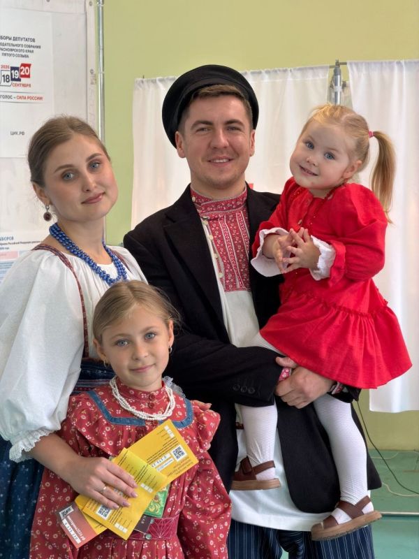 Выборы в Красноярске продолжаются Выборы в Красноярске продолжаются