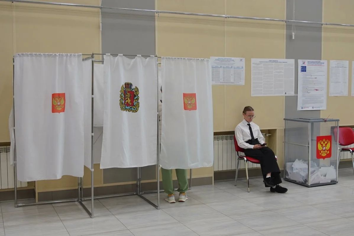 Явка избирателей - 47,24%, это данные на 18 часов 20 сентября, которые озвучил председатель Крайизбиркома Тарас Яскевич