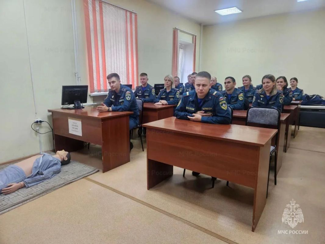 Сотрудники Главного управления повторили правила оказания первой помощи Сотрудники Главного управления повторили правила оказания первой помощи