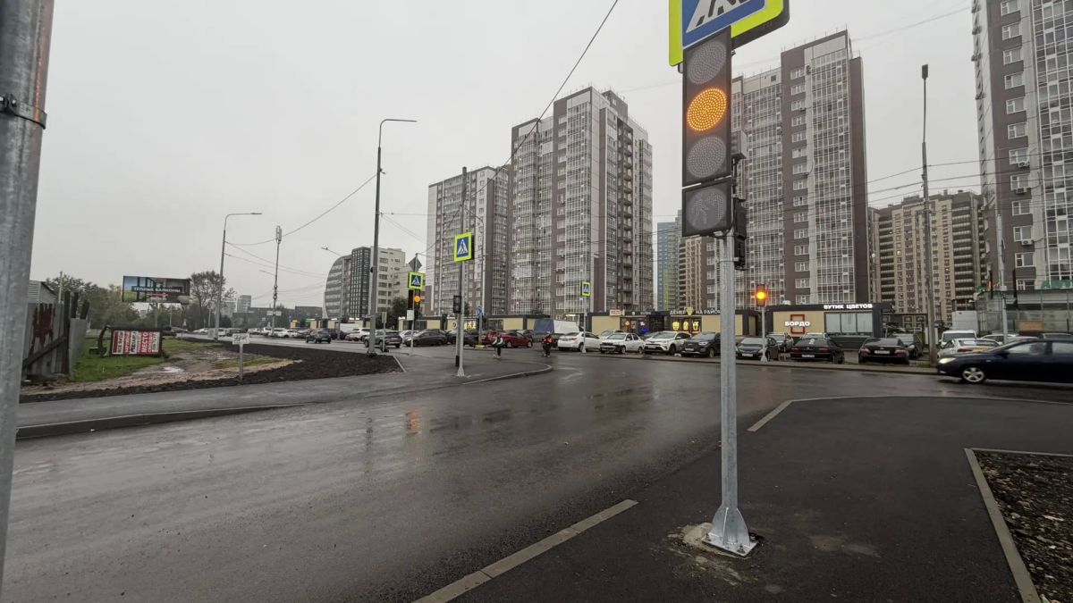 На пересечении Петра Ломако и Петра Подзолкова завершают основной объём работ На пересечении Петра Ломако и Петра Подзолкова завершают основной объём работ