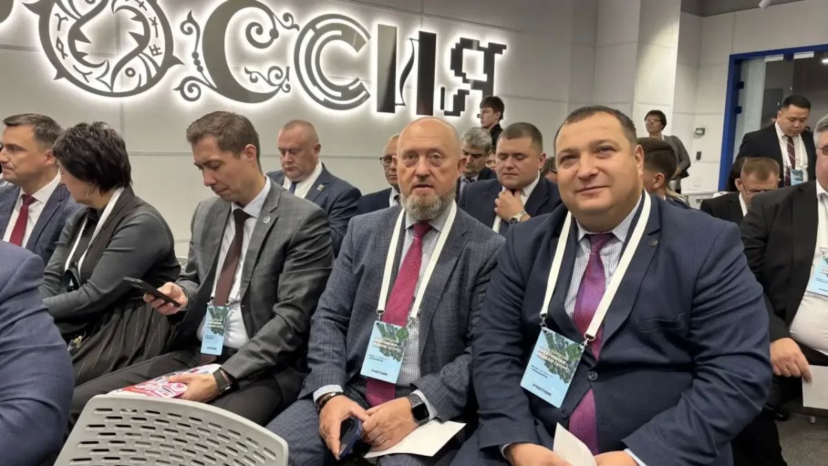 Сегодня работаю в Красноярске на VI фестивале-форуме «Российская креативная неделя — Сибирь» Сегодня работаю в Красноярске на VI фестивале-форуме «Российская креативная неделя — Сибирь»