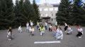 Отряд ЮИД г. Енисейска поддержал Единый день безопасности дорожного движения танцевальным флешмобом