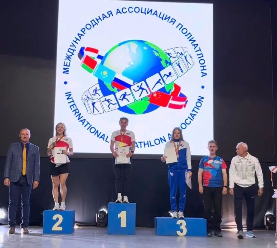 Красноярские полиатлонисты завоевали медали чемпионата и первенства мира Красноярские полиатлонисты завоевали медали чемпионата и первенства мира