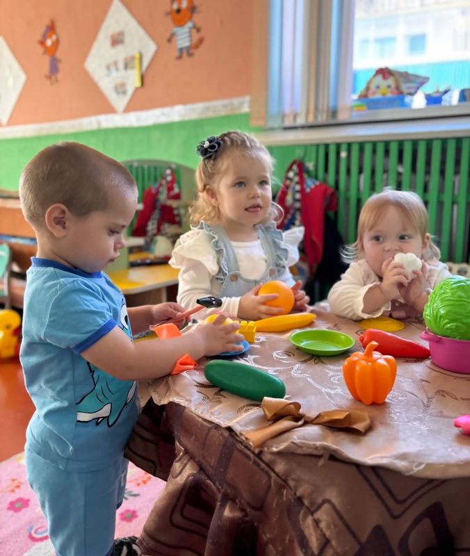 Один день из жизни детского сада «Ромашка» Один день из жизни детского сада «Ромашка»
