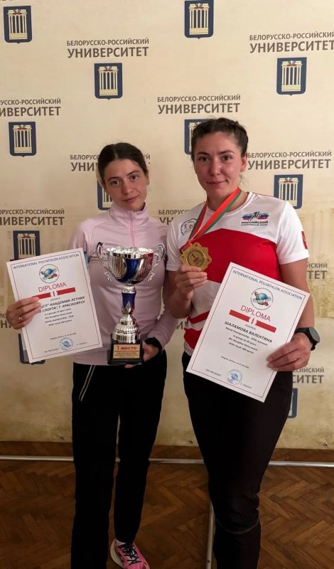 Красноярские полиатлонисты завоевали медали чемпионата и первенства мира Красноярские полиатлонисты завоевали медали чемпионата и первенства мира