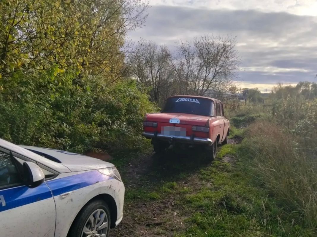 В Енисейске 17-летний парень устроил гонки с ДПС на «Москвиче» — остановился только после двух предупредительных выстрелов В Енисейске 17-летний парень устроил гонки с ДПС на «Москвиче» — остановился только после двух предупредительных выстрелов