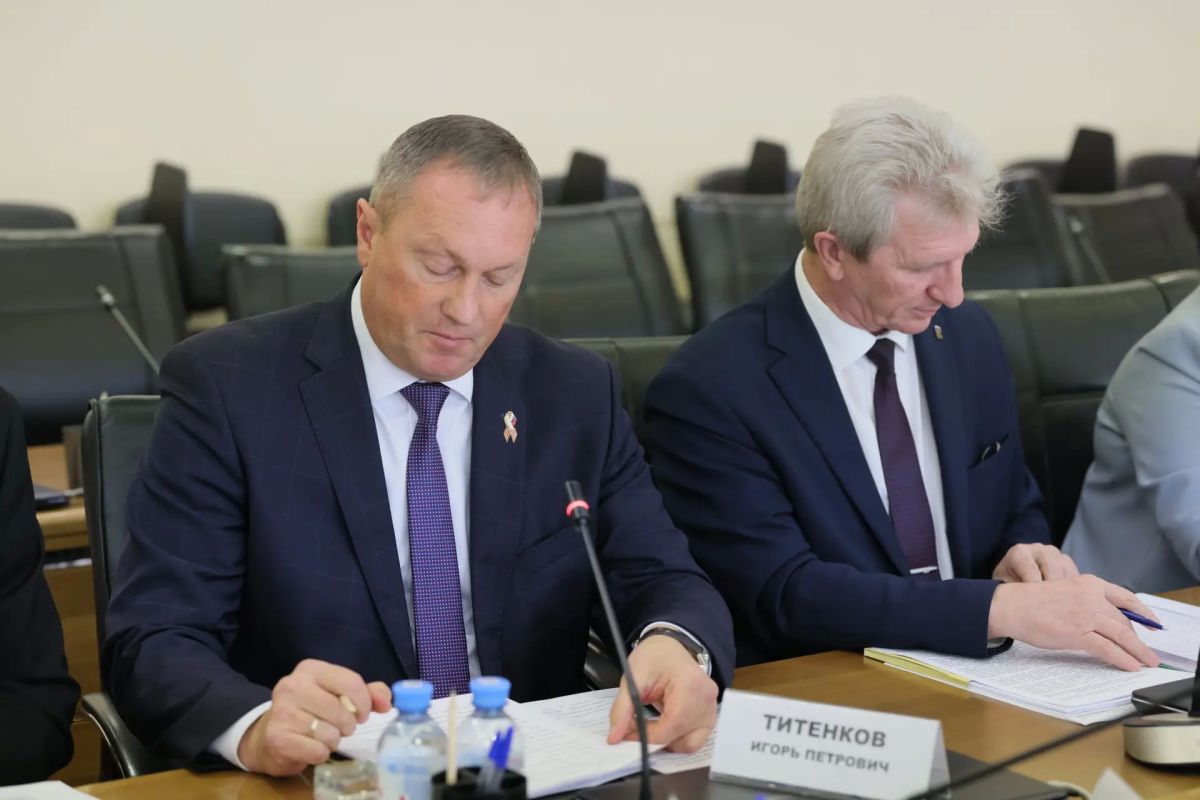 В Красноярске прошла встреча с членами Президиума Совета муниципальных образований Красноярского края В Красноярске прошла встреча с членами Президиума Совета муниципальных образований Красноярского края