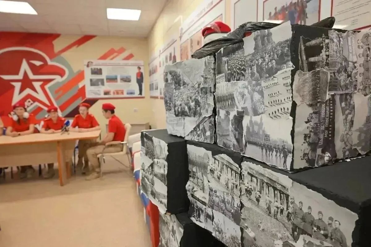 Юнармейцы из Норильска вернулись из Санкт-Петербурга Юнармейцы из Норильска вернулись из Санкт-Петербурга