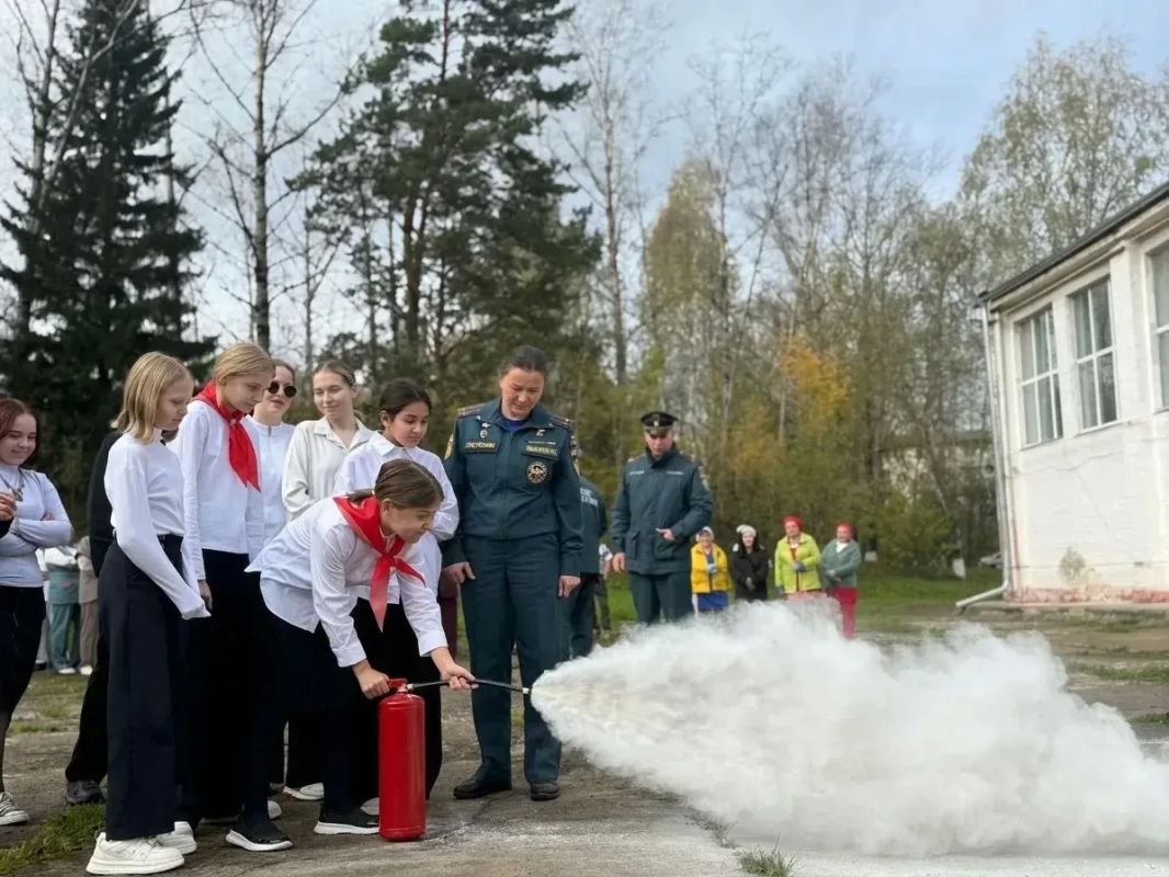 В школе №71 Кедрового прошли учения по эвакуации