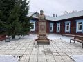 В Большемуртинской районной больнице открыт памятник святителю Луке (Войно-Ясенецкому)