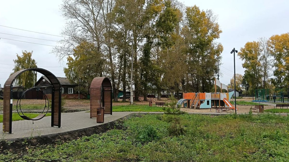 В Енисейске благоустроили новое общественное пространство, за которое проголосовали местные жители