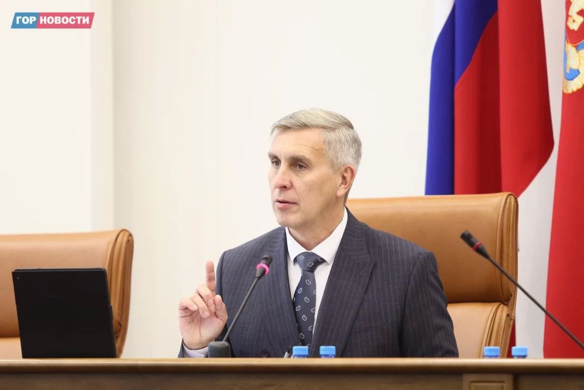 После голосования Алексей Додатко в качестве избранного председателя Законодательного собрания пятого созыва обозначил несколько направлений, которыми предстоит заниматься краевому парламенту После голосования Алексей Додатко в качестве избранного председателя Законодательного собрания пятого созыва обозначил несколько направлений, которыми предстоит заниматься краевому парламенту