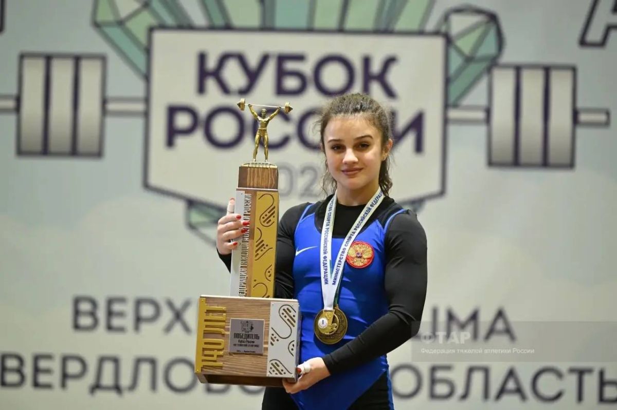4 октября отмечаем День тяжёлой атлетики и знакомим вас с Елизаветой Жаткиной 4 октября отмечаем День тяжёлой атлетики и знакомим вас с Елизаветой Жаткиной
