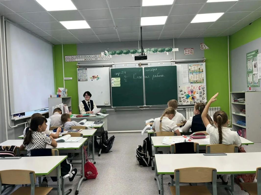 В Моторской школе Каратузского округа прошёл День самоуправления В Моторской школе Каратузского округа прошёл День самоуправления