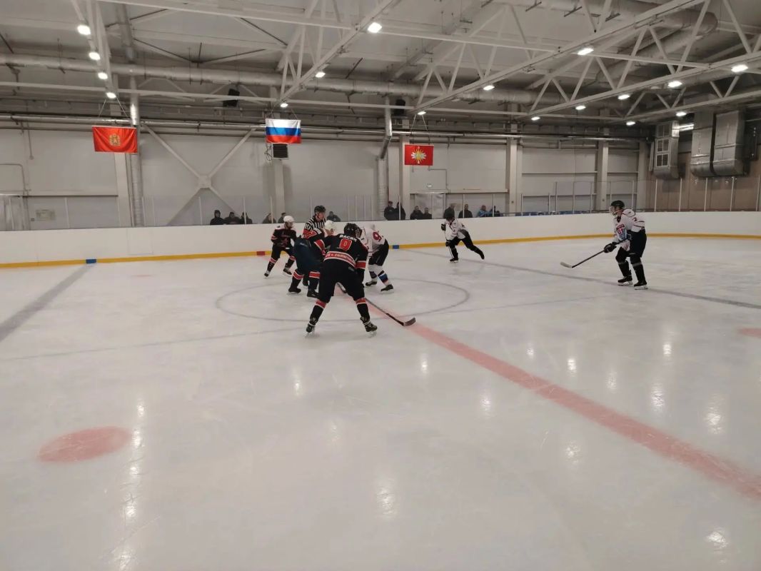 В ЗАТО п. Солнечный прошёл чемпионат 33-й ракетной армии по хоккею В ЗАТО п. Солнечный прошёл чемпионат 33-й ракетной армии по хоккею