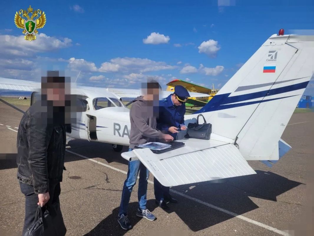 Под Красноярском суд запретил нелегальные платные полеты на самолете