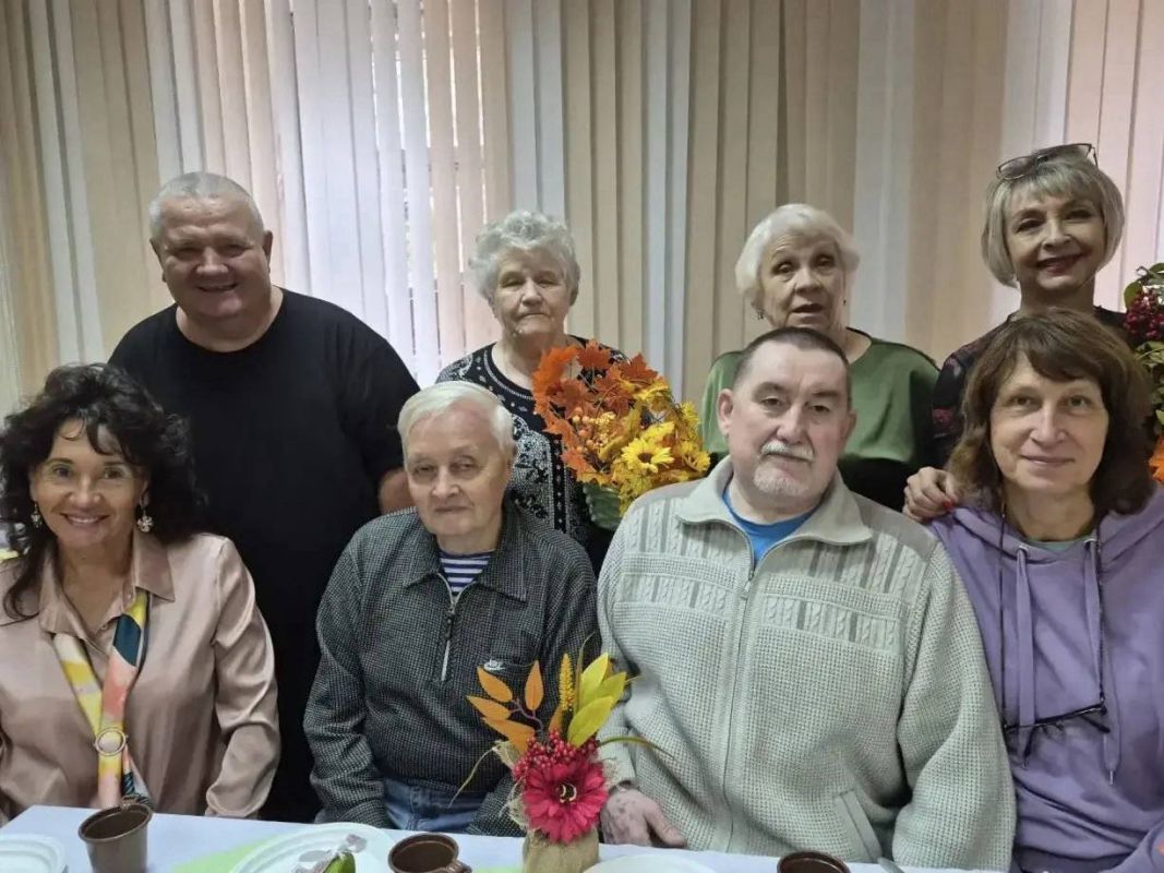 В рамках празднования Дня пожилого человека сотрудники полиции и представители Советов ветеранов посетили заслуженных пенсионеров ОВД В рамках празднования Дня пожилого человека сотрудники полиции и представители Советов ветеранов посетили заслуженных пенсионеров ОВД