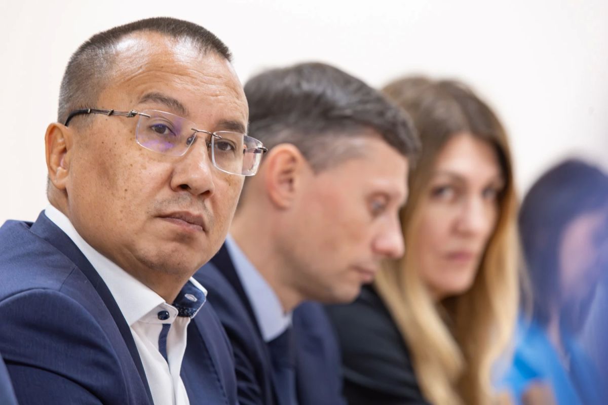 «Сверить часы»: парламентарии определили алгоритм работы по Арктике «Сверить часы»: парламентарии определили алгоритм работы по Арктике