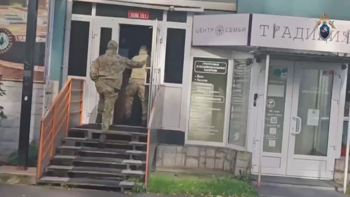 В Красноярске пресечена деятельность преступной группы, занимавшейся организацией и вовлечением женщин в занятие проституцией