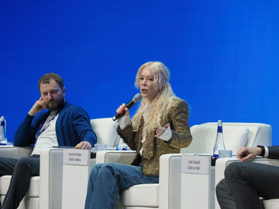 Депутаты городского Совета принимают участие в Красноярском медиафоруме «Енисей» Депутаты городского Совета принимают участие в Красноярском медиафоруме «Енисей»