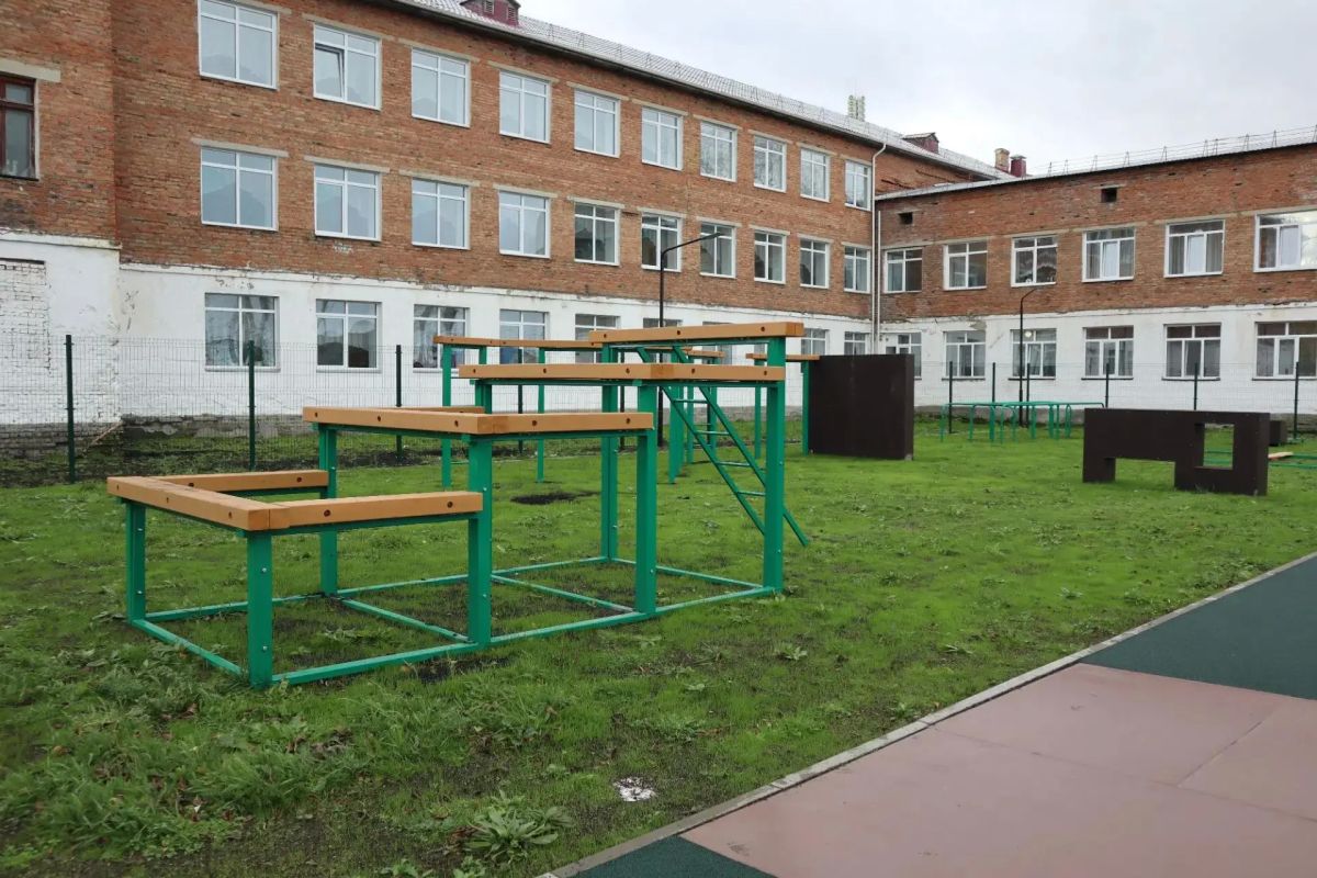 В Большекосульской школе Боготольского округа открыли площадку «Легендарный рубеж» В Большекосульской школе Боготольского округа открыли площадку «Легендарный рубеж»