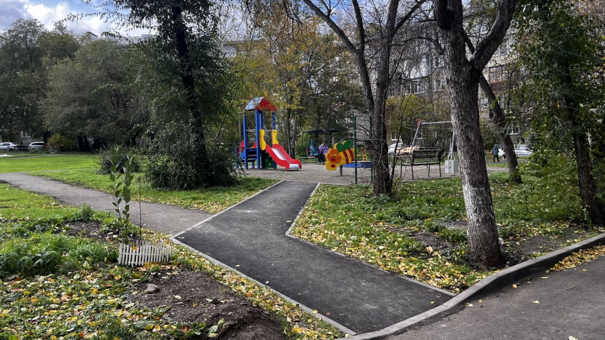 Сквер «Мой двор» в Октябрьском районе готов на 90% Сквер «Мой двор» в Октябрьском районе готов на 90%
