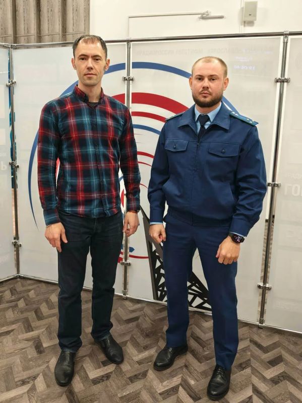 Прокурор отдела по надзору за уголовно-процессуальной и оперативно-разыскной деятельностью прокуратуры Ярославской области Илья Кекин принял участие в программе «Закон и порядок» на «Радио России — Ярославль»