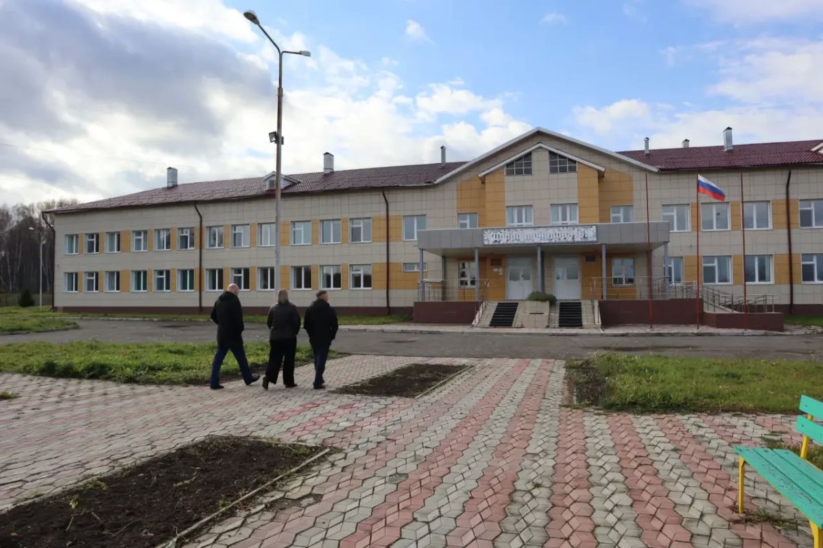 Глава Боготольского округа посетил Новомитропольское территориальное подразделение Глава Боготольского округа посетил Новомитропольское территориальное подразделение