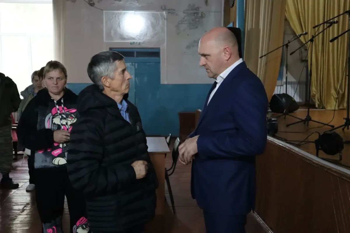 Глава Боготольского округа посетил Новомитропольское территориальное подразделение Глава Боготольского округа посетил Новомитропольское территориальное подразделение