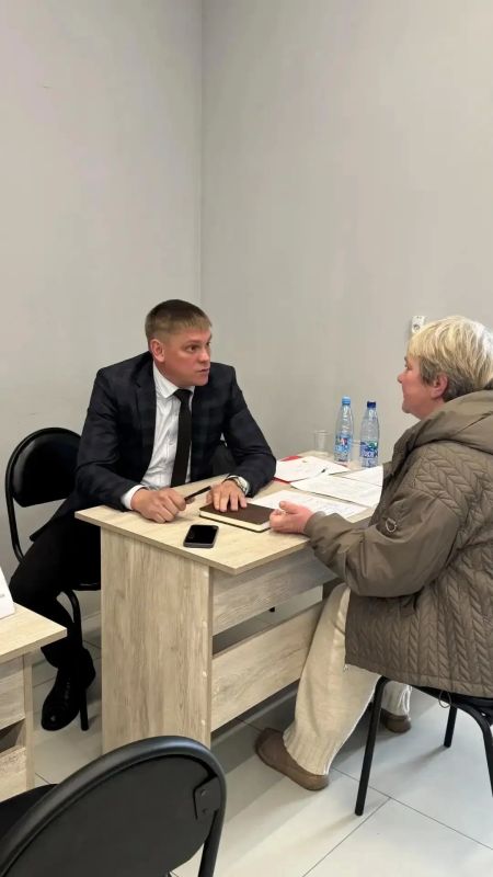 В Ирбейско-Саянском округе работала мобильная приёмная Губернатора края В Ирбейско-Саянском округе работала мобильная приёмная Губернатора края