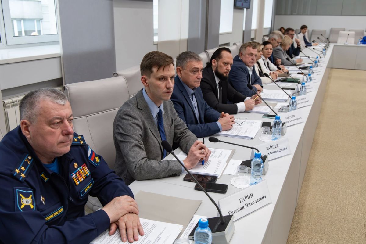 Депутаты поддержали упрощение процедуры эвакуации транспорта Депутаты поддержали упрощение процедуры эвакуации транспорта