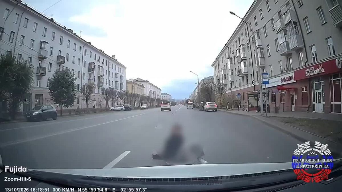 В Красноярске водитель Toyota Prius сбил 14-летнюю девочку на пешеходном переходе