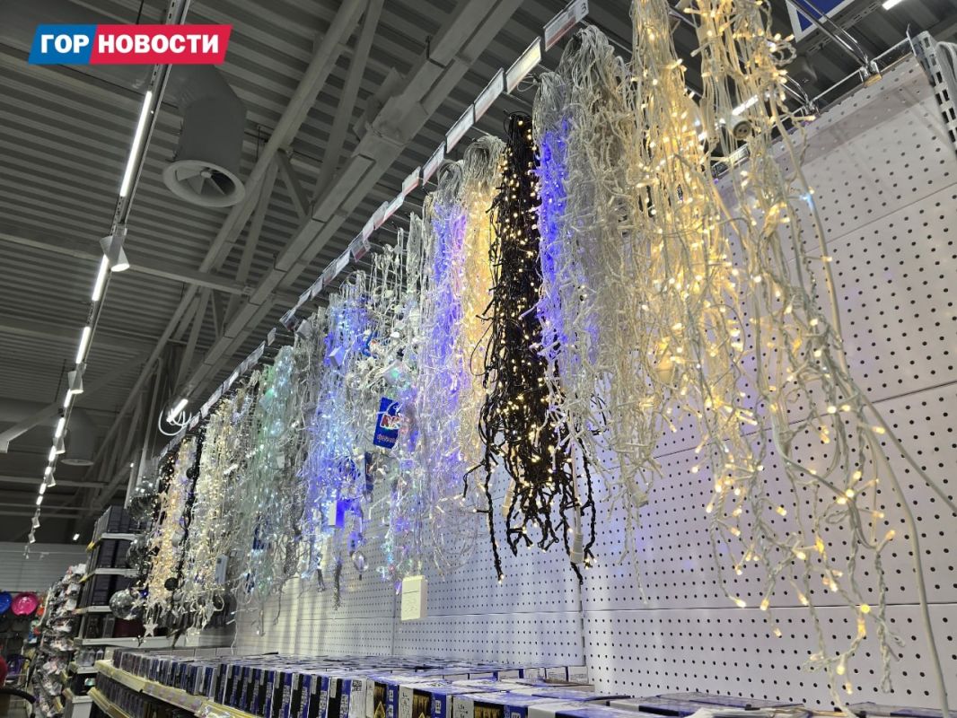 Красноярск готовится к Новому году Красноярск готовится к Новому году