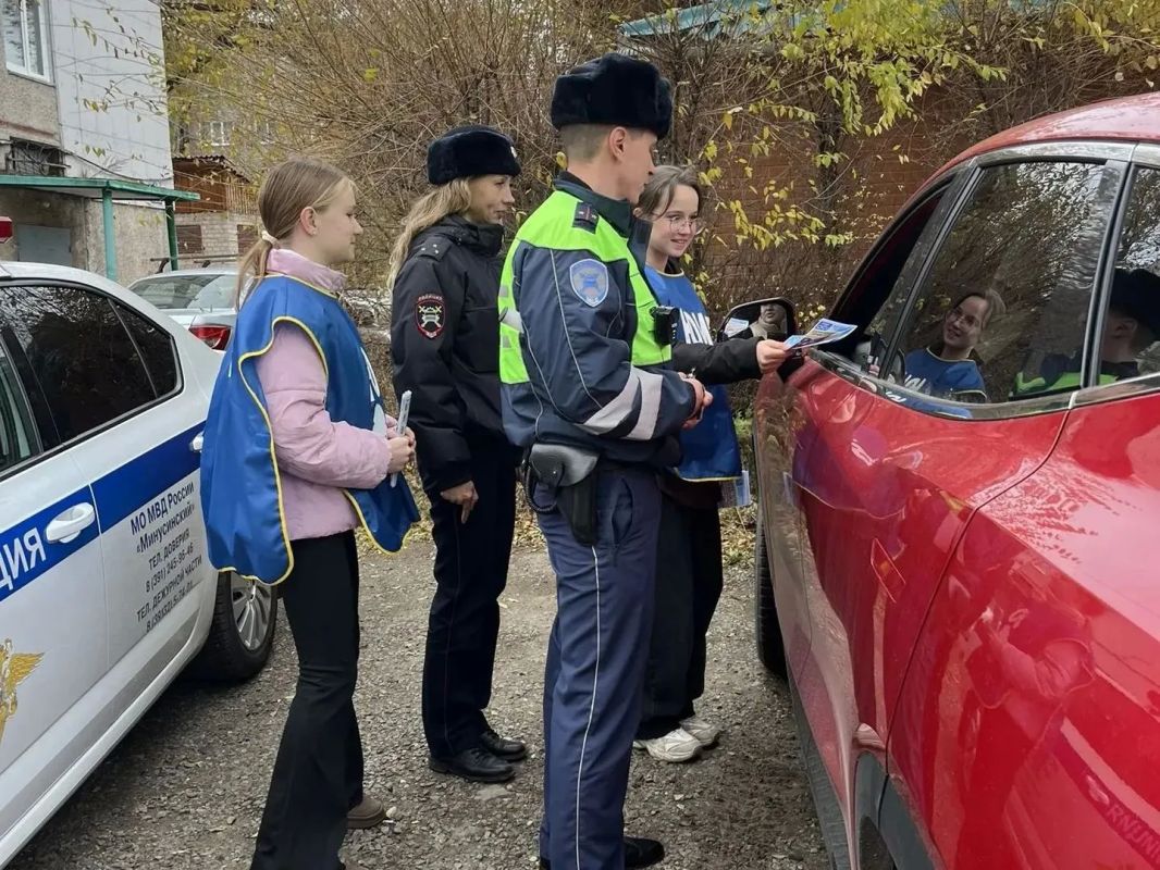 В Минусинске проходит акция "Пристегни самое дорогое" В Минусинске проходит акция "Пристегни самое дорогое"