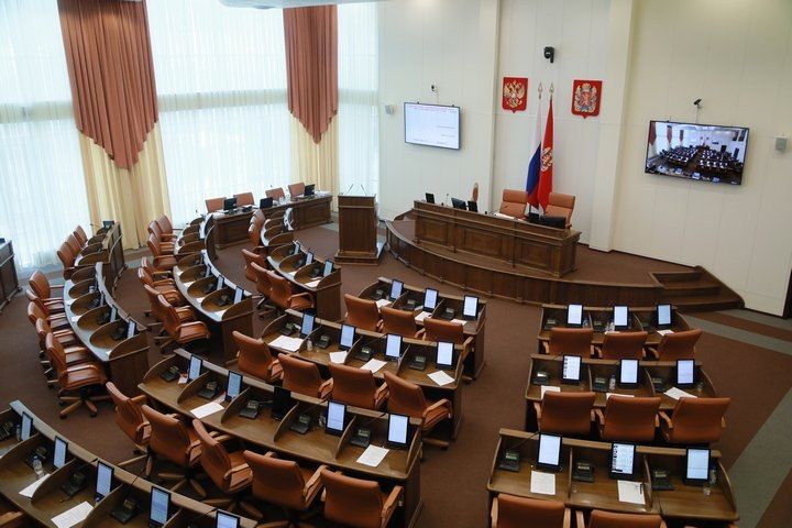 Спикер Законодательного Собрания края Алексей Додатко рассказал о планах работы краевого парламента на текущую неделю