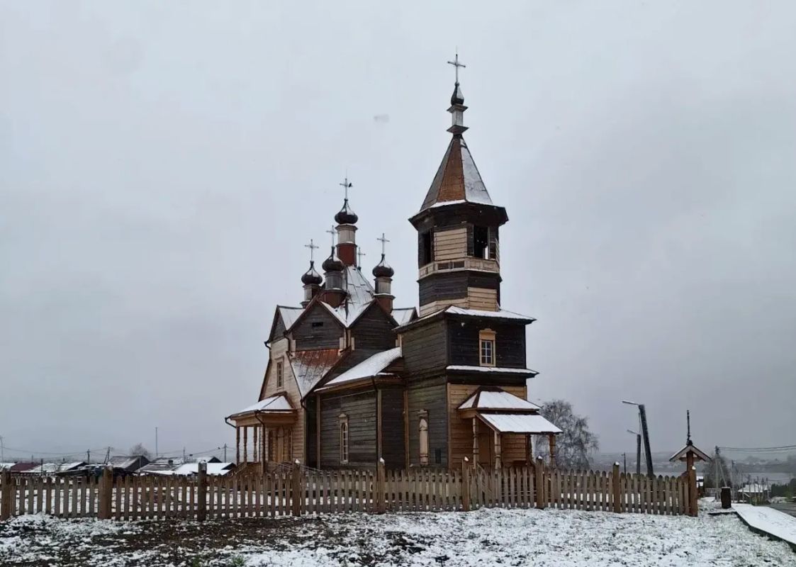 Сотрудники красноярского полка ДПС посетили храмы и обсудили вопросы духовно-нравственного развития Сотрудники красноярского полка ДПС посетили храмы и обсудили вопросы духовно-нравственного развития