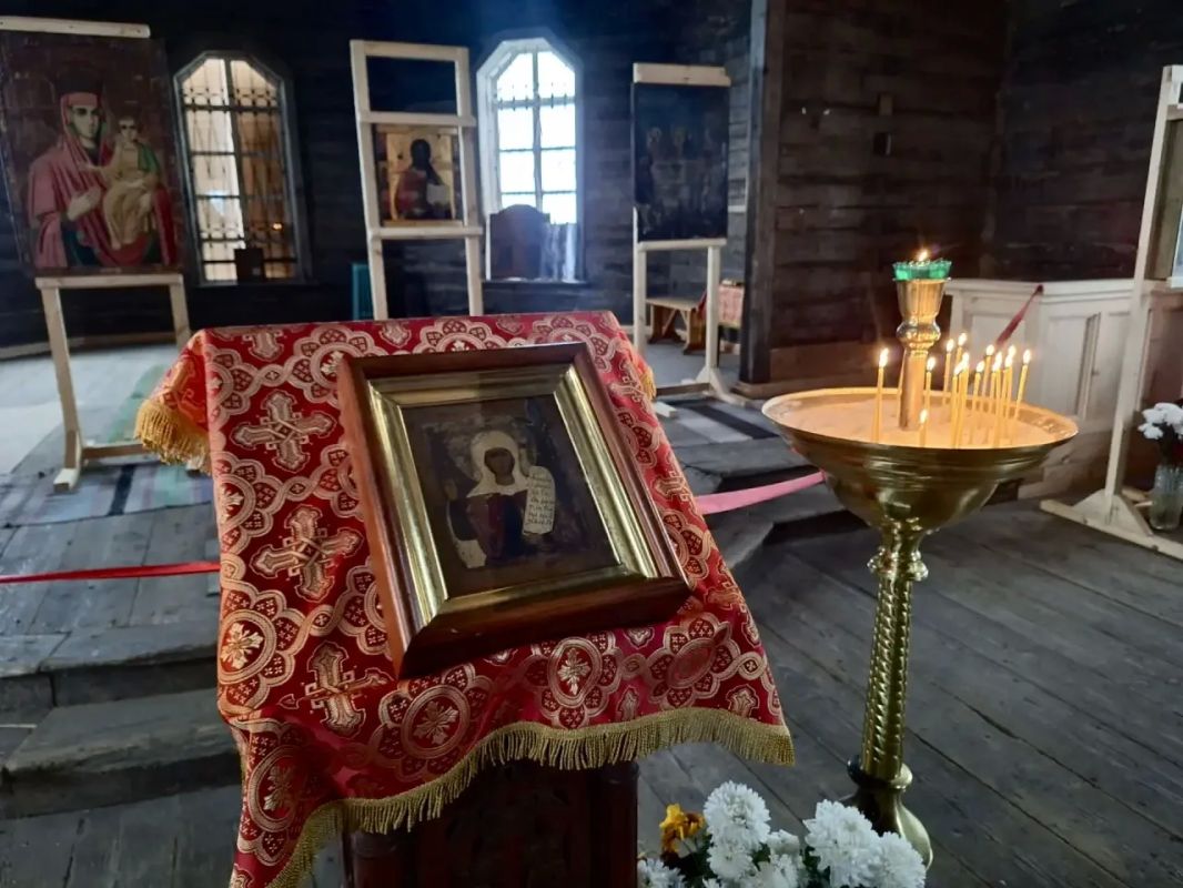 Сотрудники красноярского полка ДПС посетили храмы и обсудили вопросы духовно-нравственного развития Сотрудники красноярского полка ДПС посетили храмы и обсудили вопросы духовно-нравственного развития