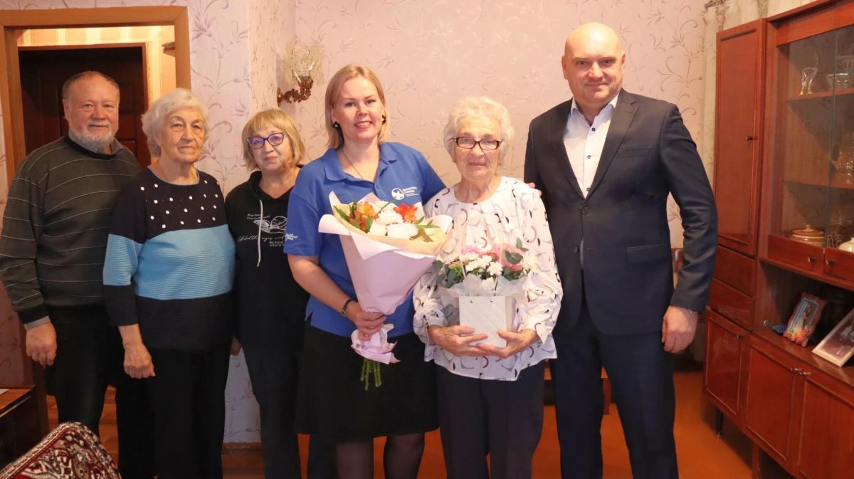 90 лет исполнилось сегодня Анне Павловне Токаревой, пережившей блокаду Ленинграда 90 лет исполнилось сегодня Анне Павловне Токаревой, пережившей блокаду Ленинграда