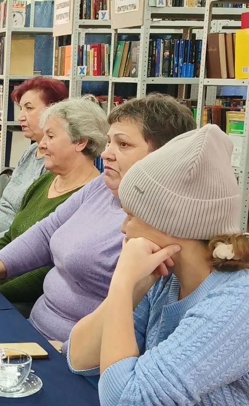 Открытый диалог и реальная помощь: глава Емельяновского округа встретился с ветеранами СВО и их семьями Открытый диалог и реальная помощь: глава Емельяновского округа встретился с ветеранами СВО и их семьями