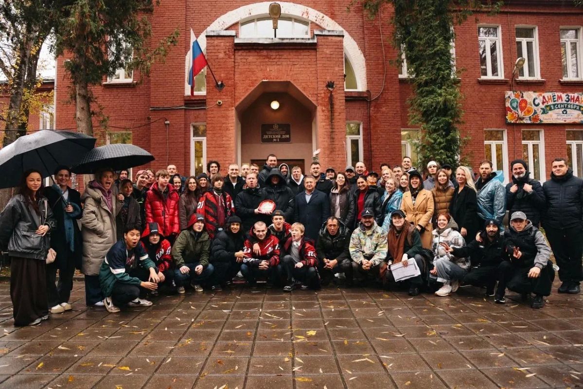 О красноярском ФК «Тотем» снимают спортивную драму с Сергеем Безруковым в главной роли О красноярском ФК «Тотем» снимают спортивную драму с Сергеем Безруковым в главной роли
