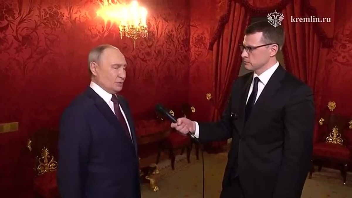 Владимир Путин заявил о готовности России к трехсторонним переговорам по Украине
