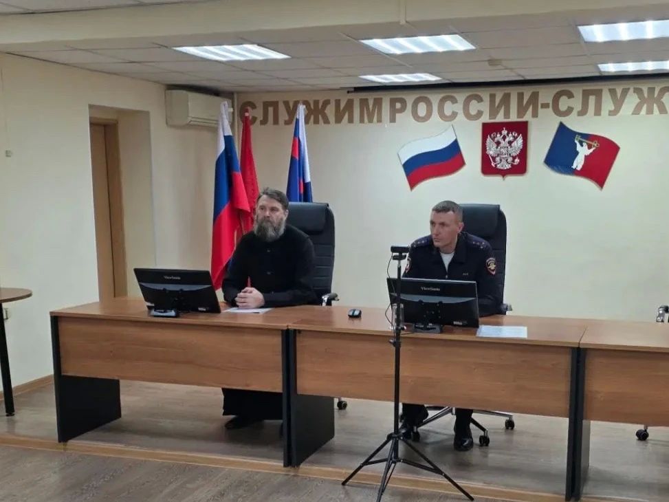 О долге, совести и человечности: встреча с отцом Геннадием