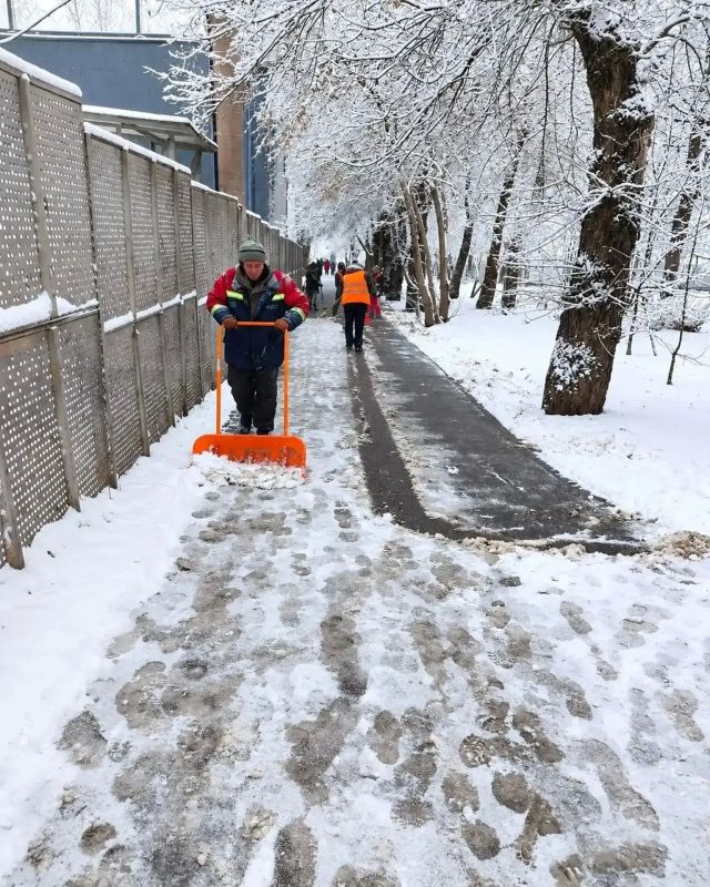 Сергей Верещагин: Ноябрь ещё не наступил, а погода уже проверяет наших дорожников Сергей Верещагин: Ноябрь ещё не наступил, а погода уже проверяет наших дорожников