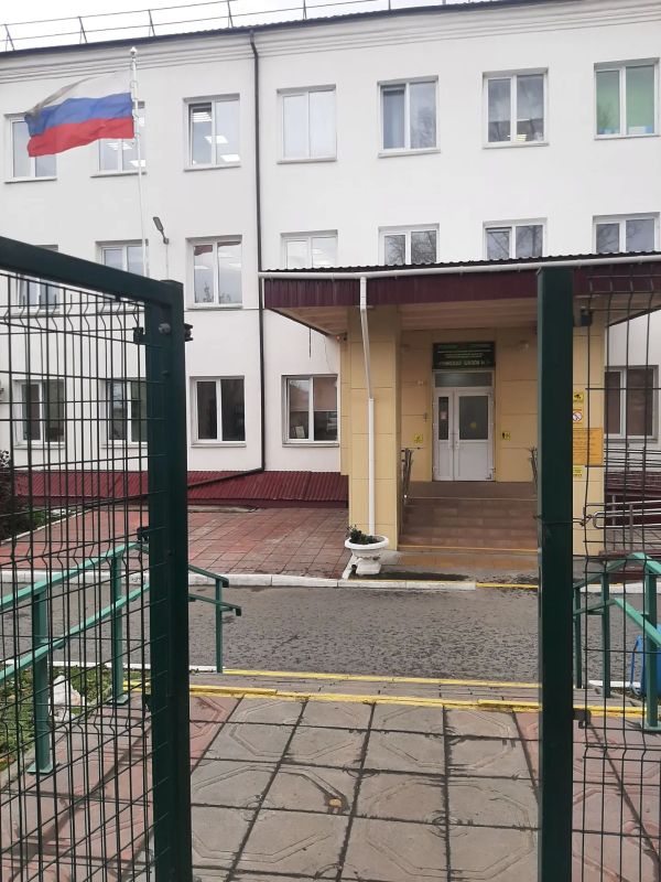 Дорогу осилили: после вмешательства прокуратуры в Ачинске обустроили подходы к школе для детей с ограниченными возможностями здоровья Дорогу осилили: после вмешательства прокуратуры в Ачинске обустроили подходы к школе для детей с ограниченными возможностями здоровья