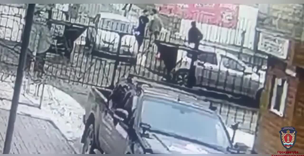 Устроил стрельбу у спортзала в Красноярске, где тренировались дети: суд отправил мужчину на 3 года в колонию